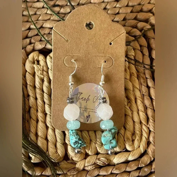 🩷🩵 ✨Handmade rose quartz + dyed howlite + blue quartzite dangle earrings… - Picture 1 of 7